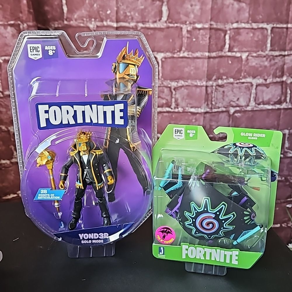 FortNite Bundle! YOnd3R Figurine & Glow Rider Glider Factory Sealed